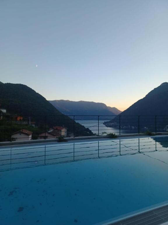 Simon'S Place Lake View Nesso Exterior photo